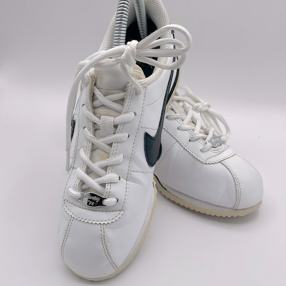 Nike Cortez 72 Girls Size 5 Y (Women's 6.5) White and Black Sneakers